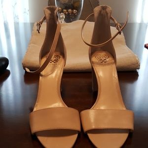 Vince Camuto Shoes